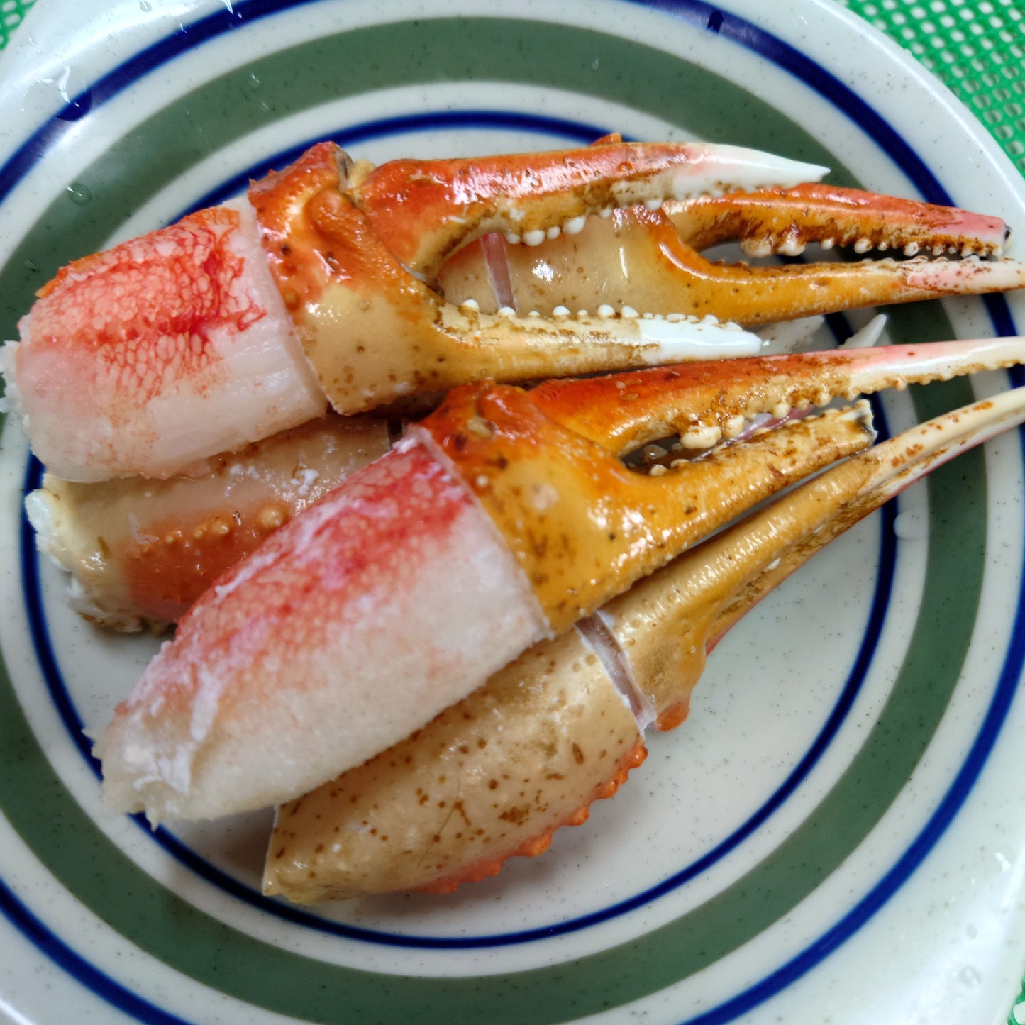 ズワイガニ爪 ボイル 1kg 16/20 ビッグサイズ 殻付筋目入り